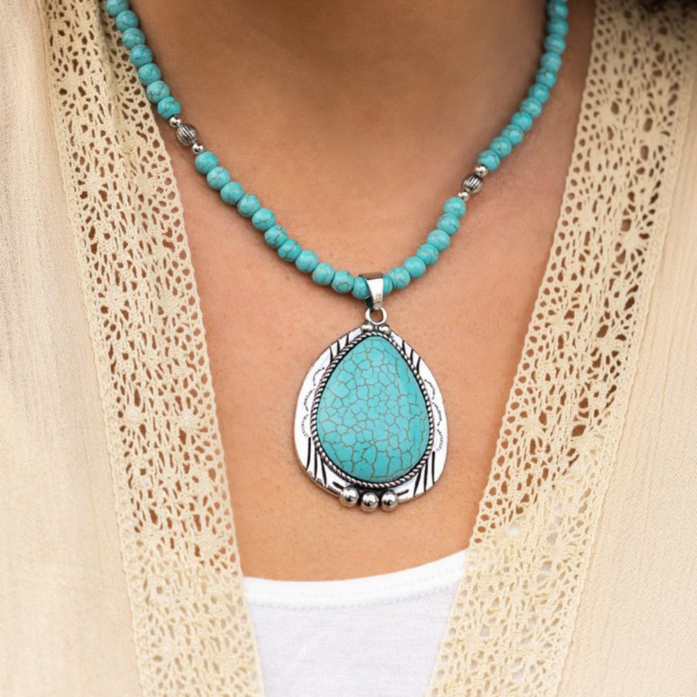 Passion Evolution Blue Necklace
